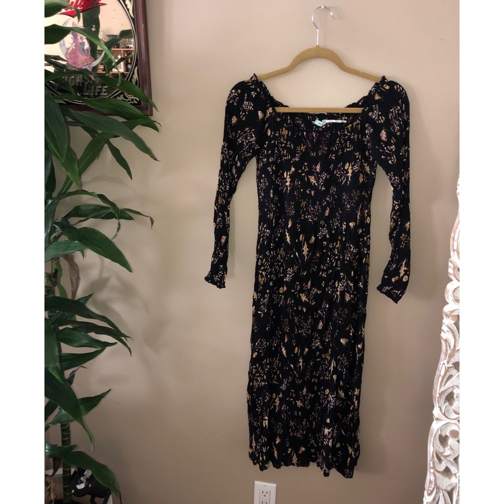 Kimchi Blue Midi Dress